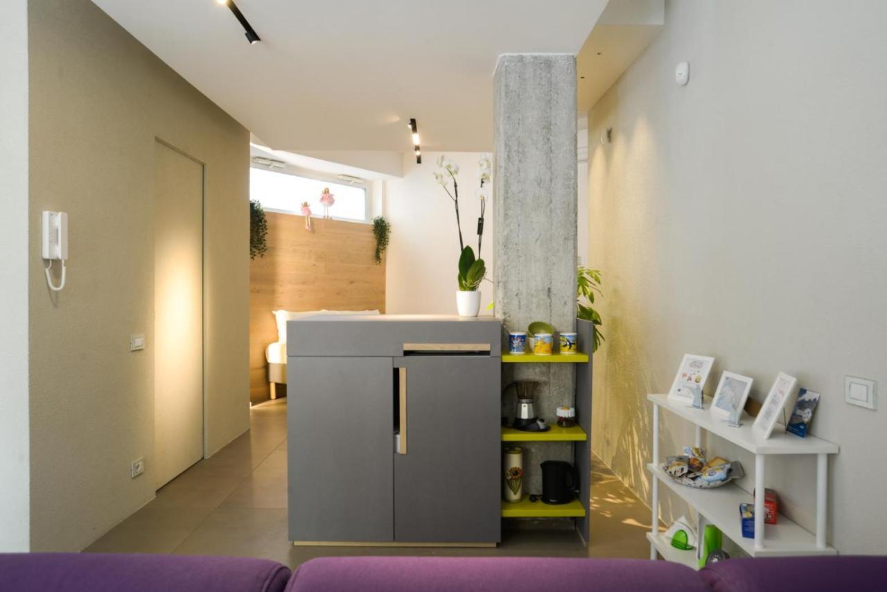 Apartamento Exclusive Loft Salerno Centro Exterior foto